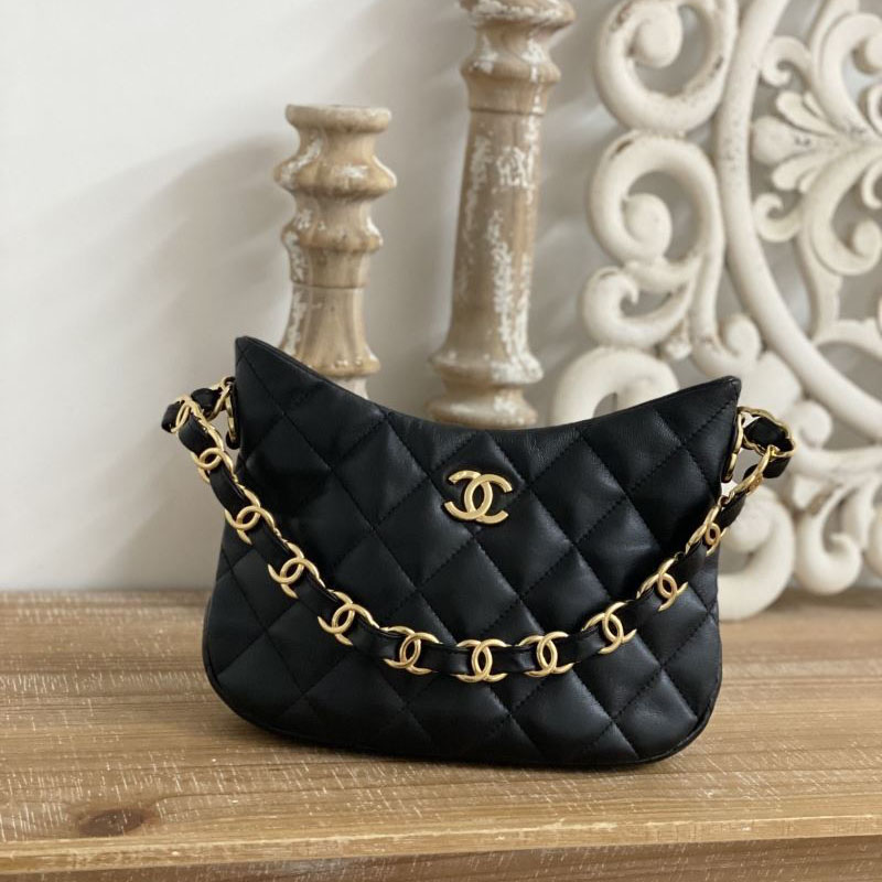 Chanel Hobo Bags - Click Image to Close